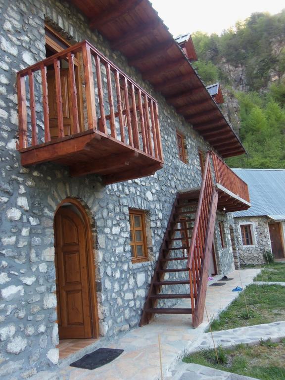 Bujtina Berishta Theth Hotel Екстериор снимка