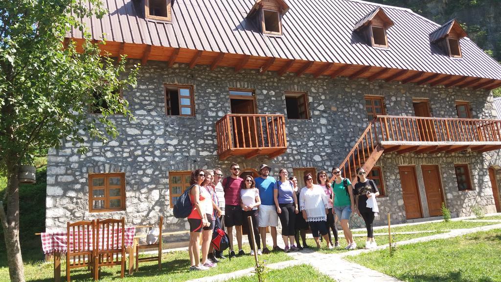 Bujtina Berishta Theth Hotel Екстериор снимка