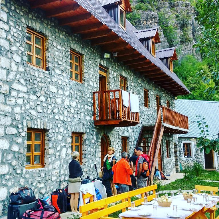 Bujtina Berishta Theth Hotel Екстериор снимка